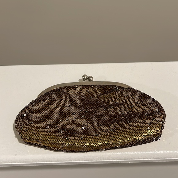 MAX Gold Sequence Purse